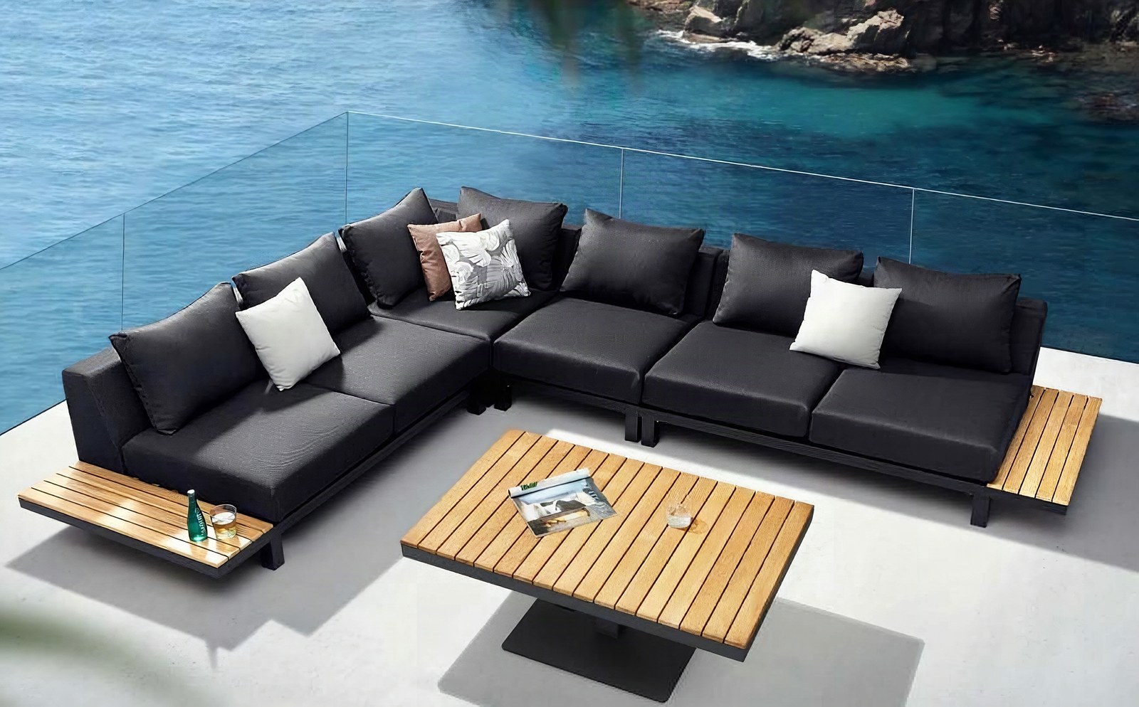 Polo Corner Lounge